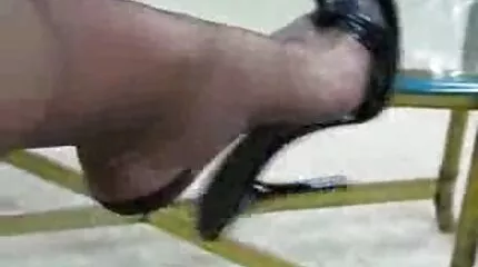 امرأة سمراء شابة تحلم افلام سكس عربي مترجم بأمير و cums في من الاستمناء