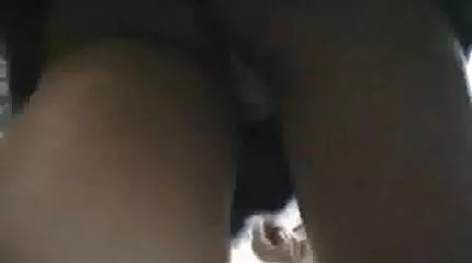 عاهرة مفلس من ذوي الخبرة تحصل على هزات الجماع مع جارها سكس ولاد عربي الشاب