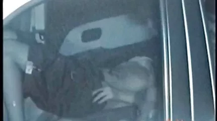 رجل واحد يمارس الجنس موقع كس عربي مع حشد من العاهرات. فتيات عاريات يمارسن الجنس