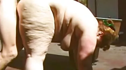 الجمال بعد الاستحمام سرج الرجل xxxسكس عربي ولم يترك حتى النشوة الجنسية.