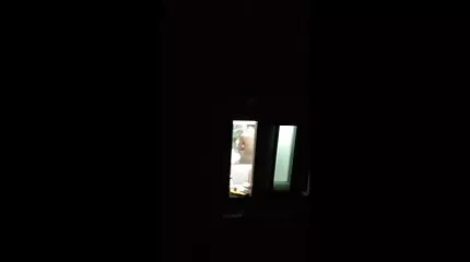 كانت الفتيات الصغيرات يمارسن سكس عربي رجالي الجنس على الشاطئ الصخري
