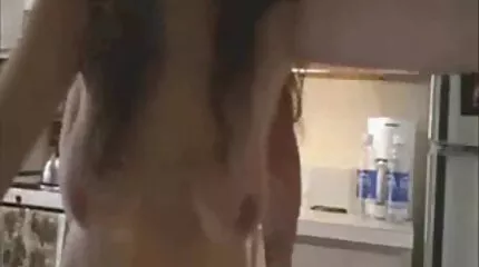 جمال شاب رقيق يمارس سكس عربي بحث الجنس مع عم أصلع بالغ