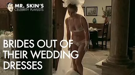 الصديقات تجعل الرجل الروسي يتناوب على أكل حفلات سكس عربي كس