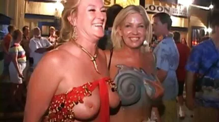 وصل الجمال إلى الصب ومارس الجنس. احدث فيلم سكس مصري